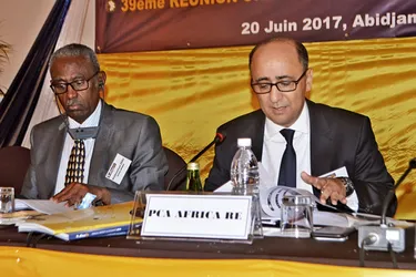 Hassan Boubrik préside les travaux de l’Assemblée Générale de l’AFRICA-Re à Abidjan.